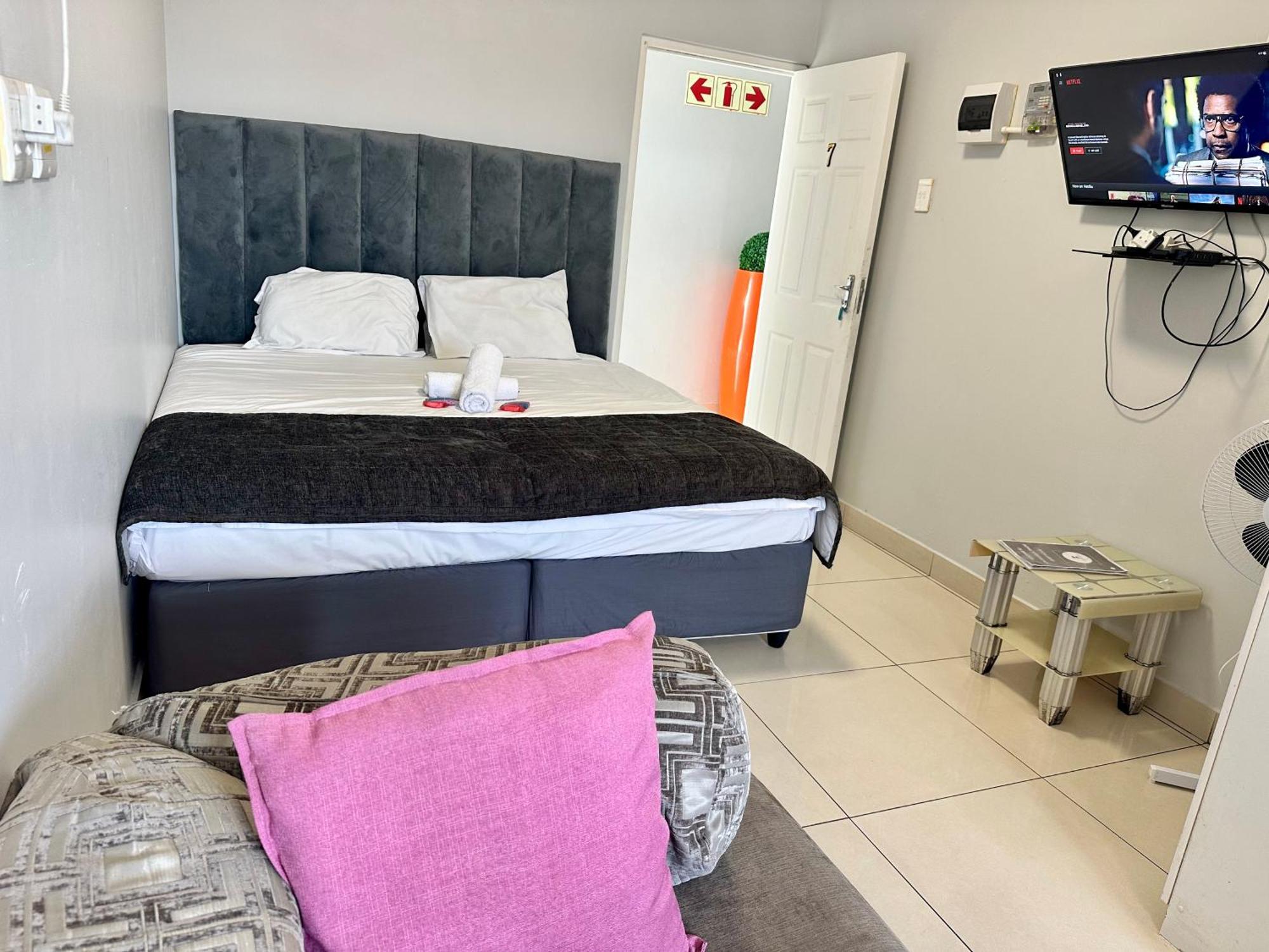 Mowetu Guest House Cape Town Exterior photo